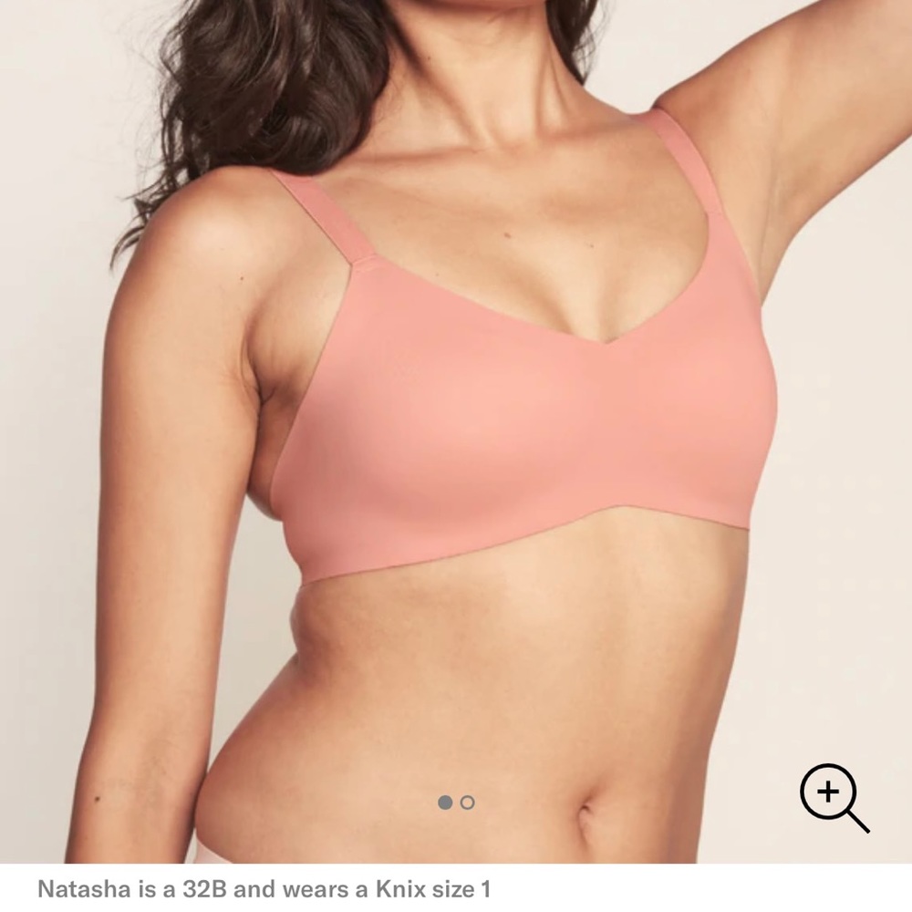 KNIX Padded V-Neck Bra thin strap